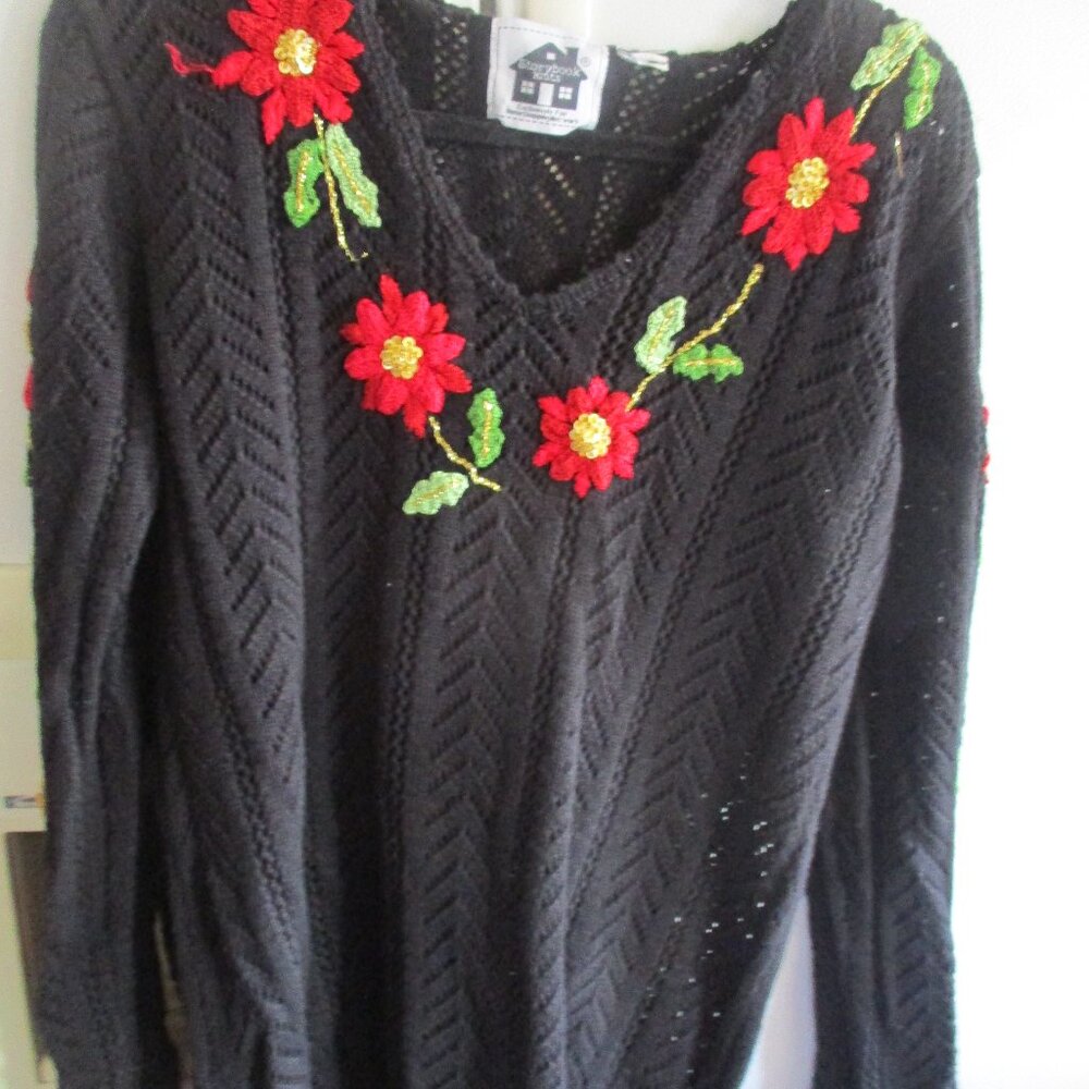 Storybook Knits Beaded Embroidered Christmas Poinsettia Santa Holiday Sweater L